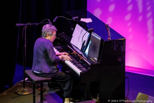 Peggy-Stern-performs-INTL-Jazz-Day2